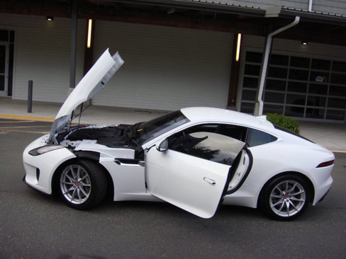 Used 2020 Jaguar F-TYPE Coupe image 10