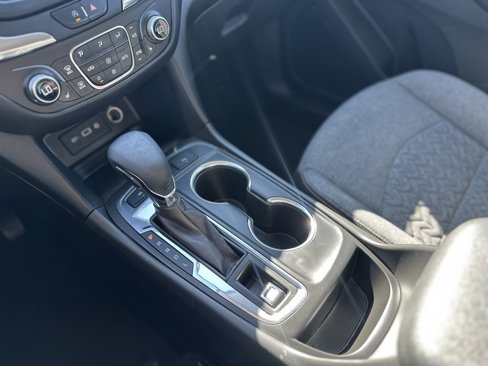 Used 2023 Chevrolet Equinox LT w/ Driver Convenience Package image 21