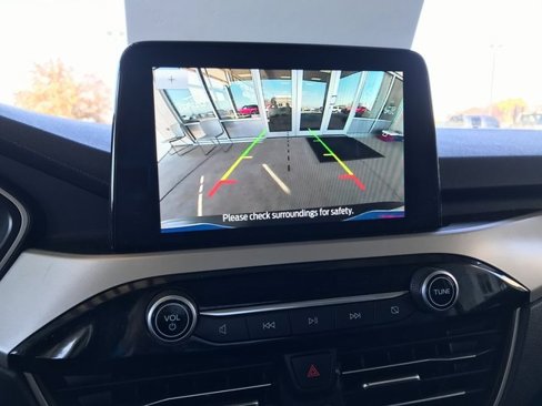 Certified 2022 Ford Escape SE image 11