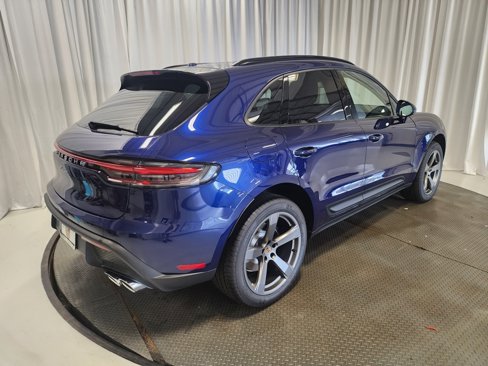 New 2025 Porsche Macan image 27