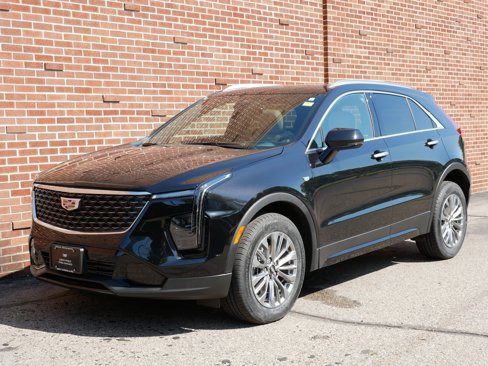 Used 2024 Cadillac XT4 Premium Luxury w/ Technology Package image 1