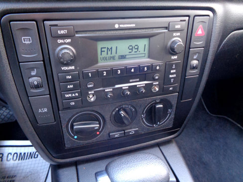 Used 2002 Volkswagen Passat GLS image 32