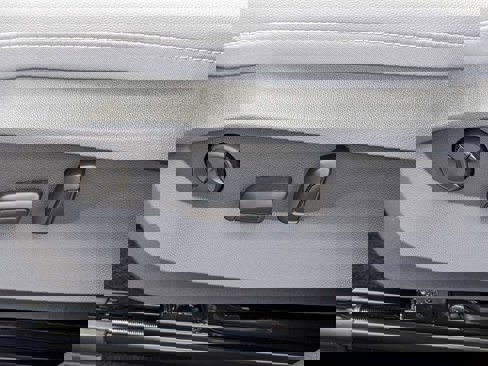 New 2024 Volkswagen Taos SE image 15