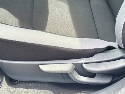 New 2025 Nissan Versa S image 20