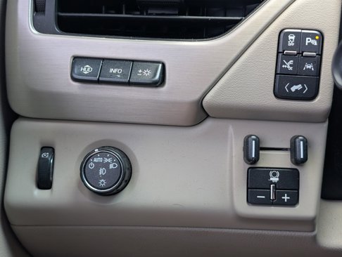 Used 2017 GMC Yukon Denali w/ Open Road Package image 6