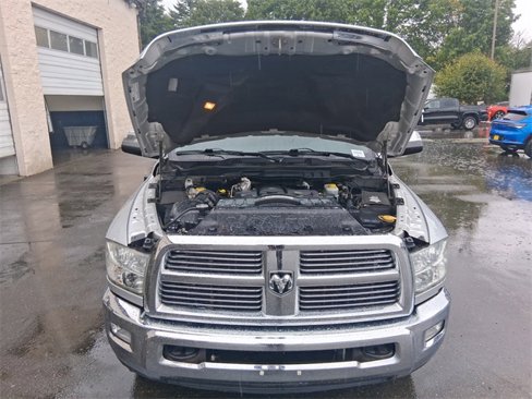Used 2011 RAM 3500 Laramie w/ Cold Weather Group image 17