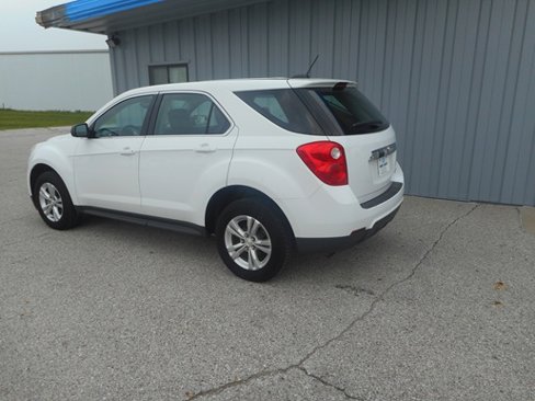 Used 2015 Chevrolet Equinox LS image 3