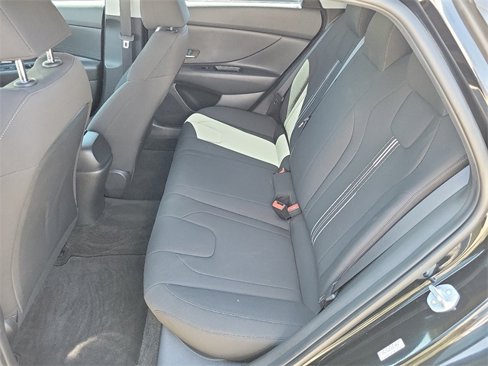 Used 2023 Hyundai Elantra SEL w/ Preferred Accessory Package image 14