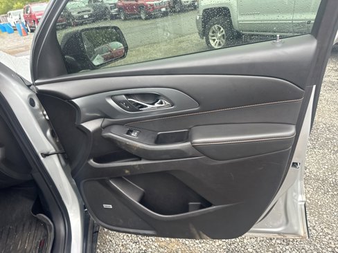 Used 2019 Chevrolet Traverse Premier w/ Redline Edition image 14