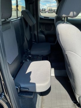 Used 2017 Toyota Tacoma TRD Sport image 39