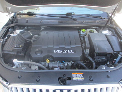 Used 2010 Buick LaCrosse CXL image 4