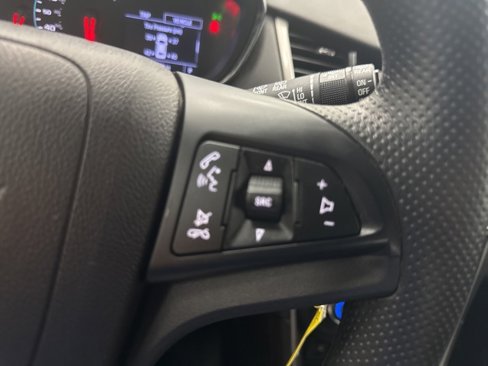 Used 2019 Chevrolet Trax LS image 11
