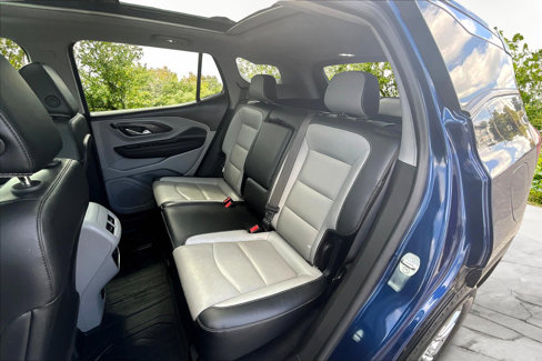 Used 2022 GMC Terrain SLT w/ Infotainment Package II image 26