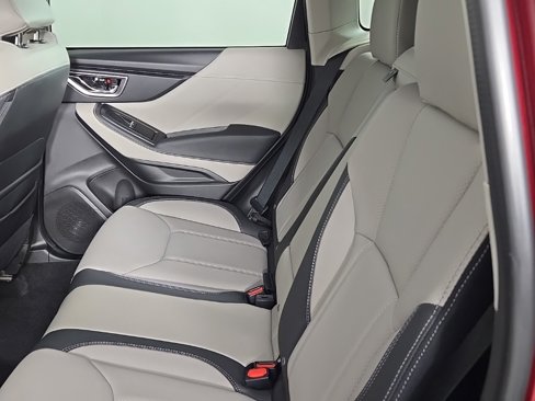 Used 2024 Subaru Forester Limited image 17