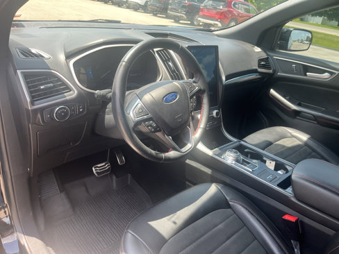 Used 2021 Ford Edge ST-Line image 15