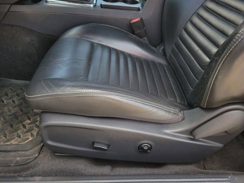 Used 2014 Dodge Challenger R/T image 5