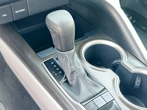 Used 2023 Toyota Camry LE image 17