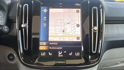 Used 2022 Volvo XC40 T4 Inscription w/ Advanced Package image 27