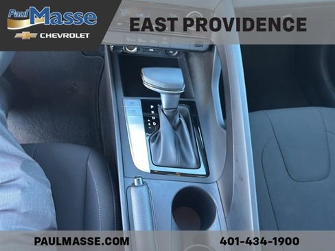 Used 2022 Hyundai Elantra SEL image 13