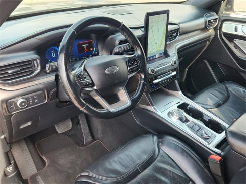 Used 2020 Ford Explorer Platinum w/ Premium Technology Package image 12