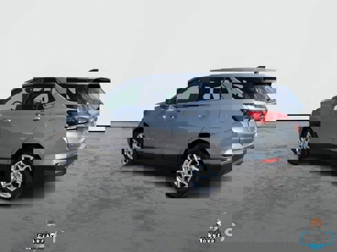 Used 2024 Chevrolet Equinox LT image 6