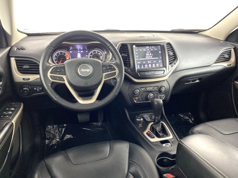 Used 2018 Jeep Cherokee Limited image 19