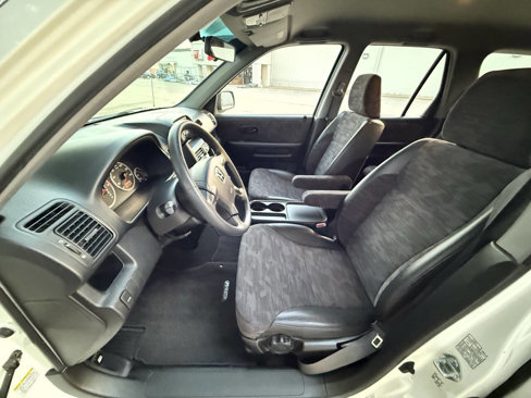 Used 2004 Honda CR-V LX image 12