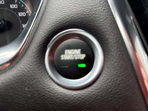 Used 2022 Chevrolet Traverse LT image 23