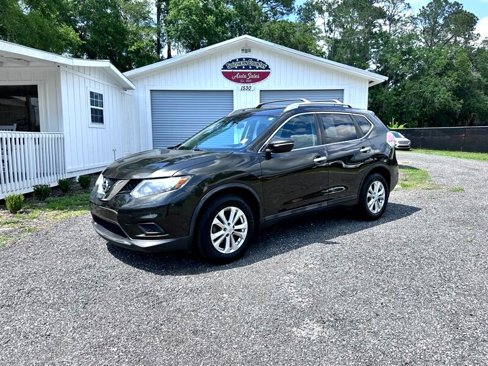 Used 2015 Nissan Rogue SV image 1
