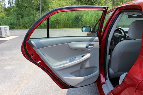 Used 2009 Toyota Corolla LE image 28