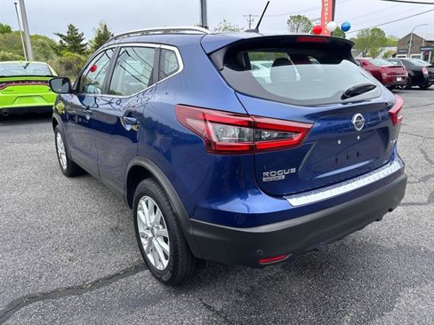 Used 2020 Nissan Rogue Sport SV w/ All-Weather Package image 5