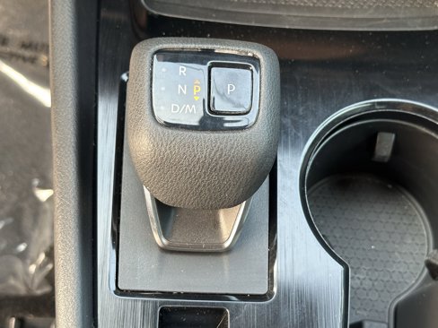 Used 2021 Nissan Rogue S image 28