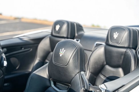 Used 2013 Maserati GranTurismo Sport image 9