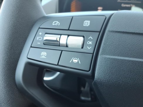 New 2025 Kia K4 LX image 21