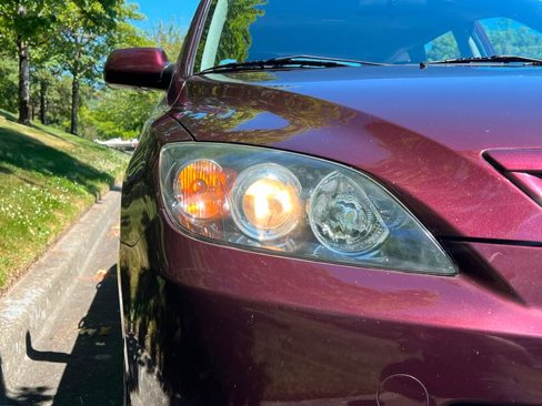 Used 2007 MAZDA MAZDA3 s Touring image 9