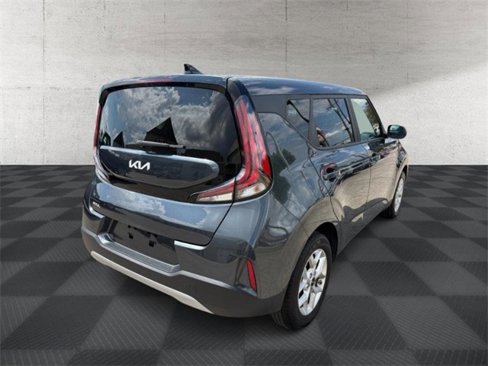 Used 2024 Kia Soul LX w/ LX Technology Package image 7