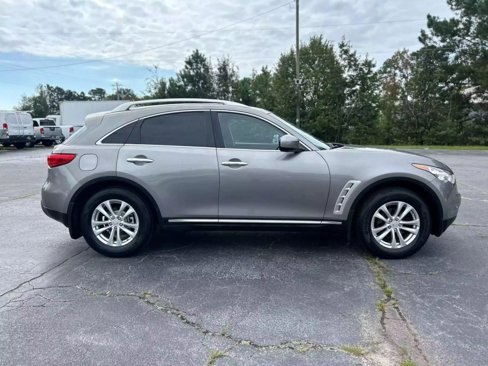 Used 2010 INFINITI FX35 AWD image 6