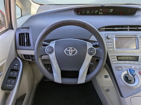 Used 2015 Toyota Prius Four image 14