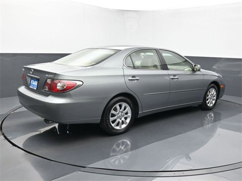 Used 2004 Lexus ES 330 image 5