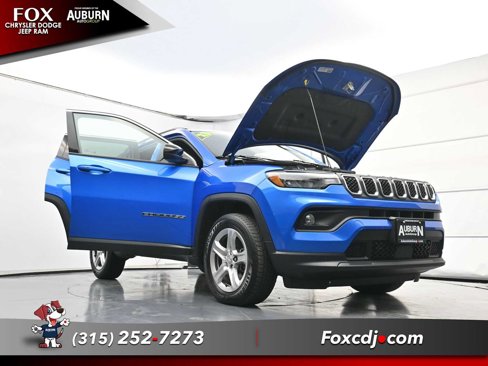 Used 2023 Jeep Compass Latitude w/ Convenience Group image 31
