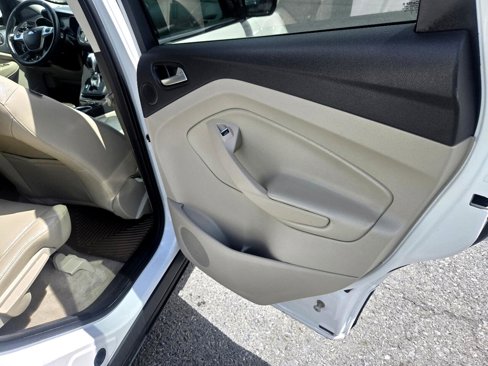 Used 2013 Ford Escape SE image 88