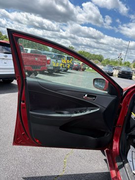 Used 2012 Hyundai Sonata SE w/ Navigation & Sunroof Pkg image 10