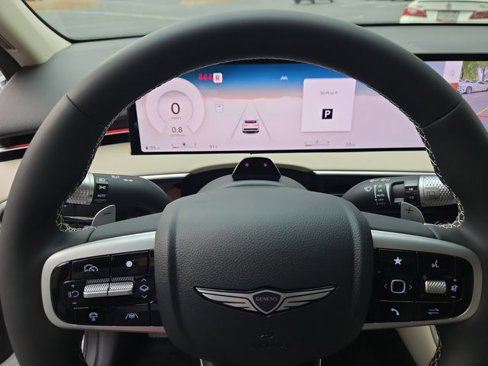 New 2026 Genesis GV70 2.5T image 11