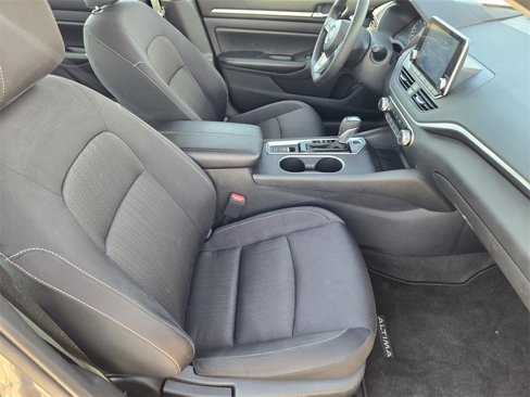 Used 2022 Nissan Altima 2.5 SV image 9