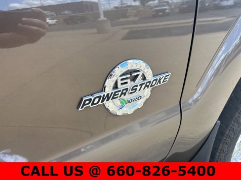 Used 2015 Ford F250 XLT w/ XLT Premium Package image 6