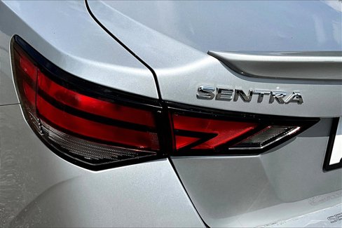 Used 2021 Nissan Sentra SV w/ Trunk Package image 22
