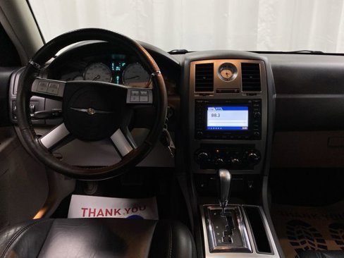 Used 2006 Chrysler 300 SRT8 w/ SRT Option Group II image 5