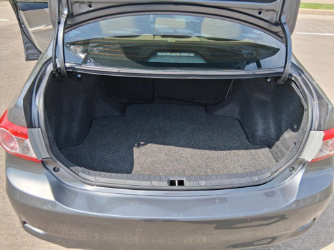 Used 2012 Toyota Corolla L image 17