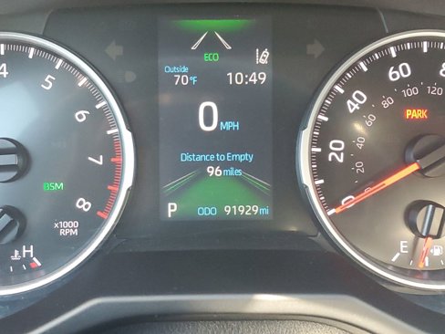 Used 2020 Toyota RAV4 XLE image 16
