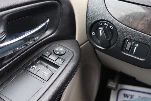 Used 2013 Dodge Grand Caravan American Value Package image 19